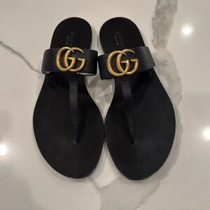 Gucci Double GG Sandals size 38 1/2 barely worn them. Brand new from Gucci store
